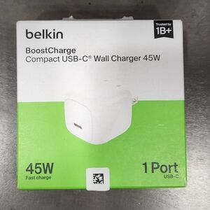 NWT Belkin Boost Charge 45W Fast Charge!!